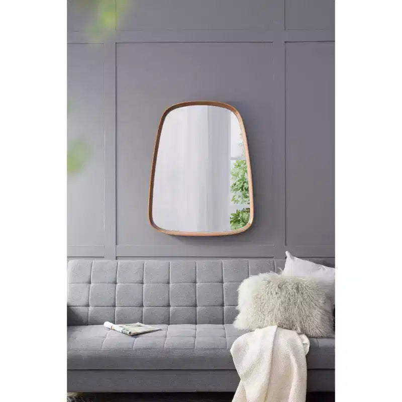 27 x 37 Zoll unregelmäßiger Wandspiegel mit Holzrahmen