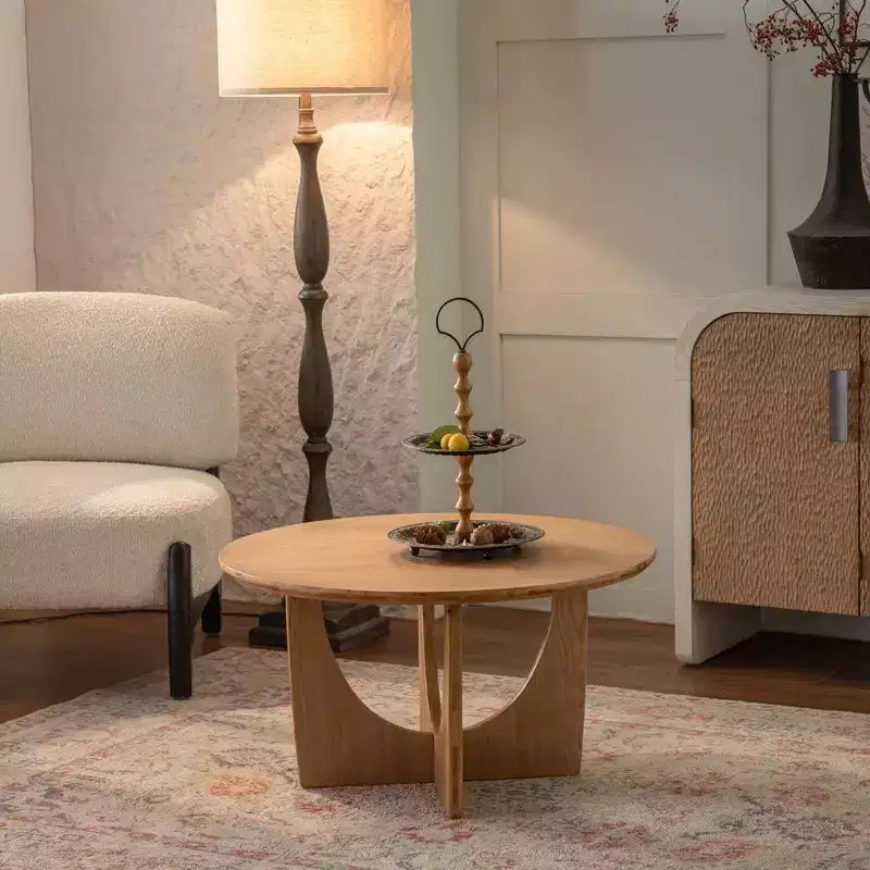 31,1 Zoll runder Couchtisch aus Holz, Couchtisch aus Eiche Natur mit ausgeschnittenem Sockel für Wohnzimmer im Landhausstil