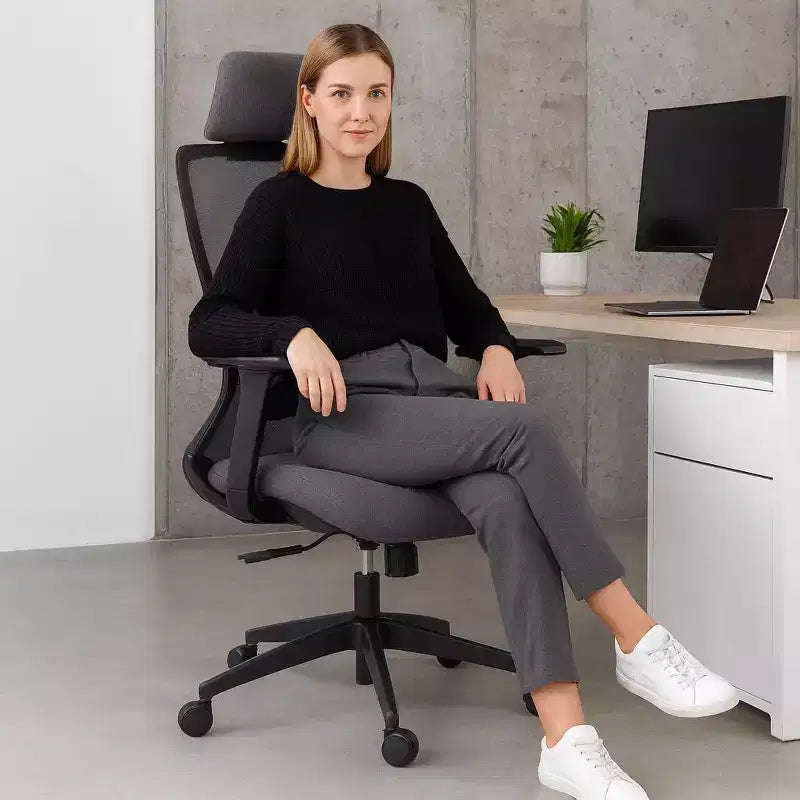 Ergonomischer Bürostuhl mit Netzrückenlehne, 120° Neigungsfunktion & 360° drehbar, PC-Stuhl mit Nylonfuß und Rollen, Höhenverstellbar